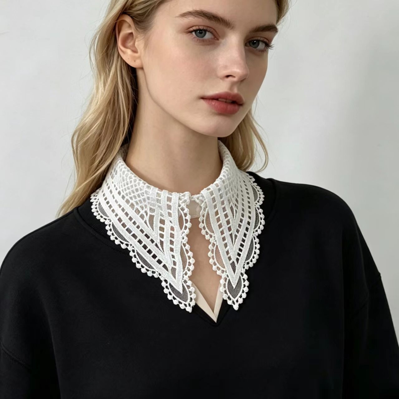 Shirts - Lady White Ruffled False Collar Floral